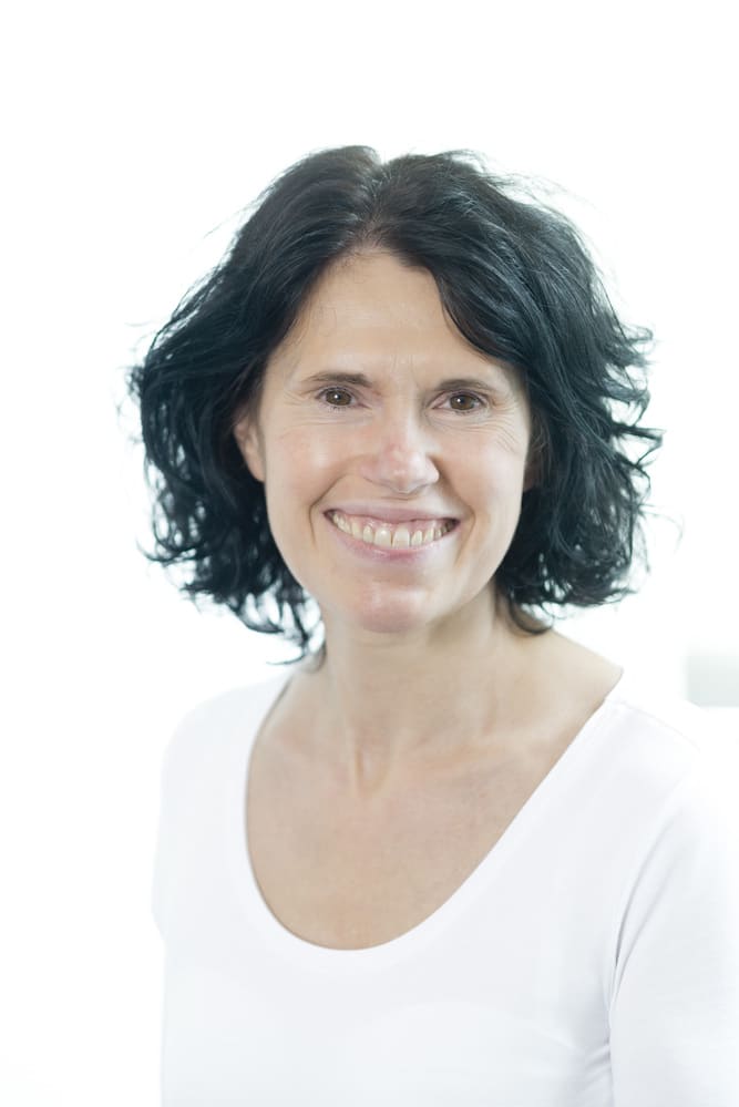 Dr. med. Ruth Schneider (AA)